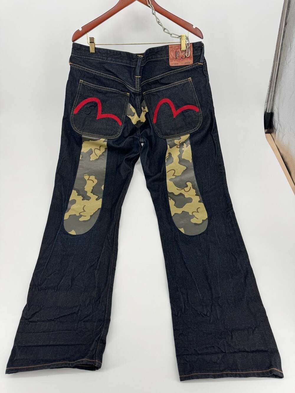 Evisu Lot 2000 Dark Jeans with Red Seagull Pockets Camo Daicock Print Sz 38x34